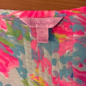 Lily tunic size medium - new condition